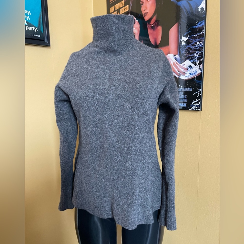 Women’s Wool Blend Turtleneck ( Medium )